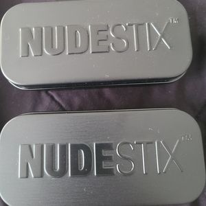 Nudestix